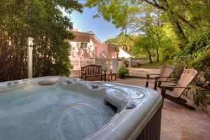 Pink Mansion Hot Tub